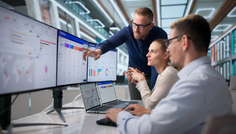 文章 Is Your Enterprise AI Strategy Trapped in Over-Engineering? 图像